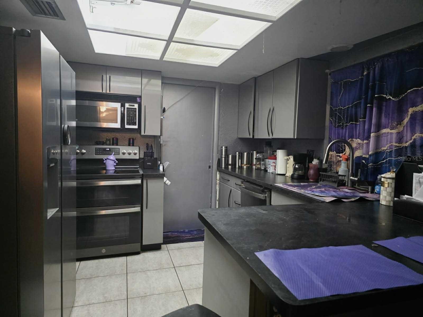 Image 7 of 14 For 10189 133rd Court