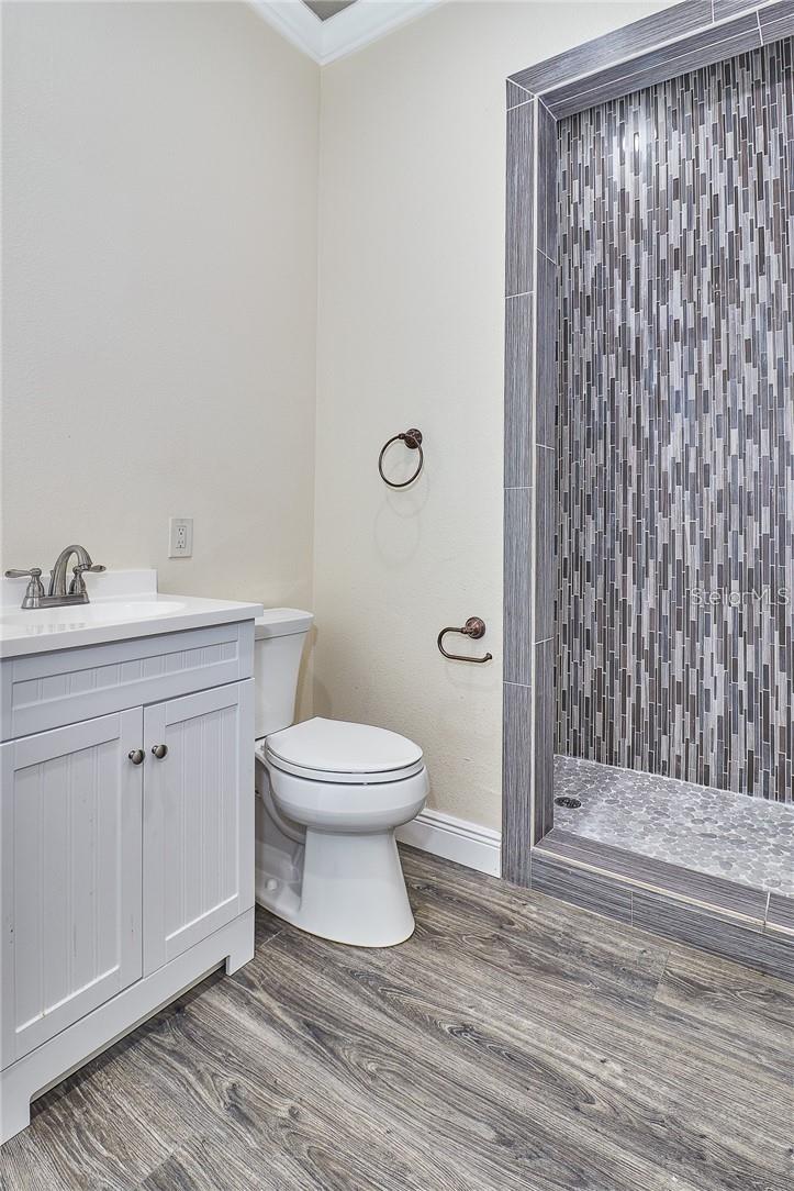 Listing photo id 21 for 531 Treviso Drive