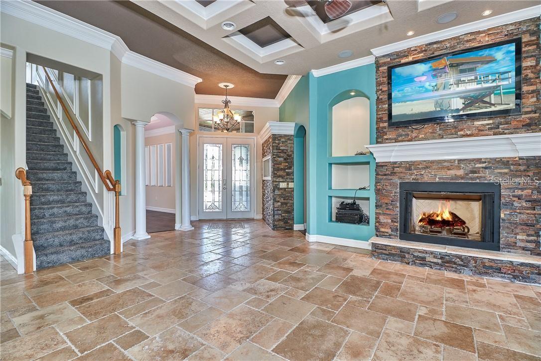 Listing photo id 6 for 531 Treviso Drive