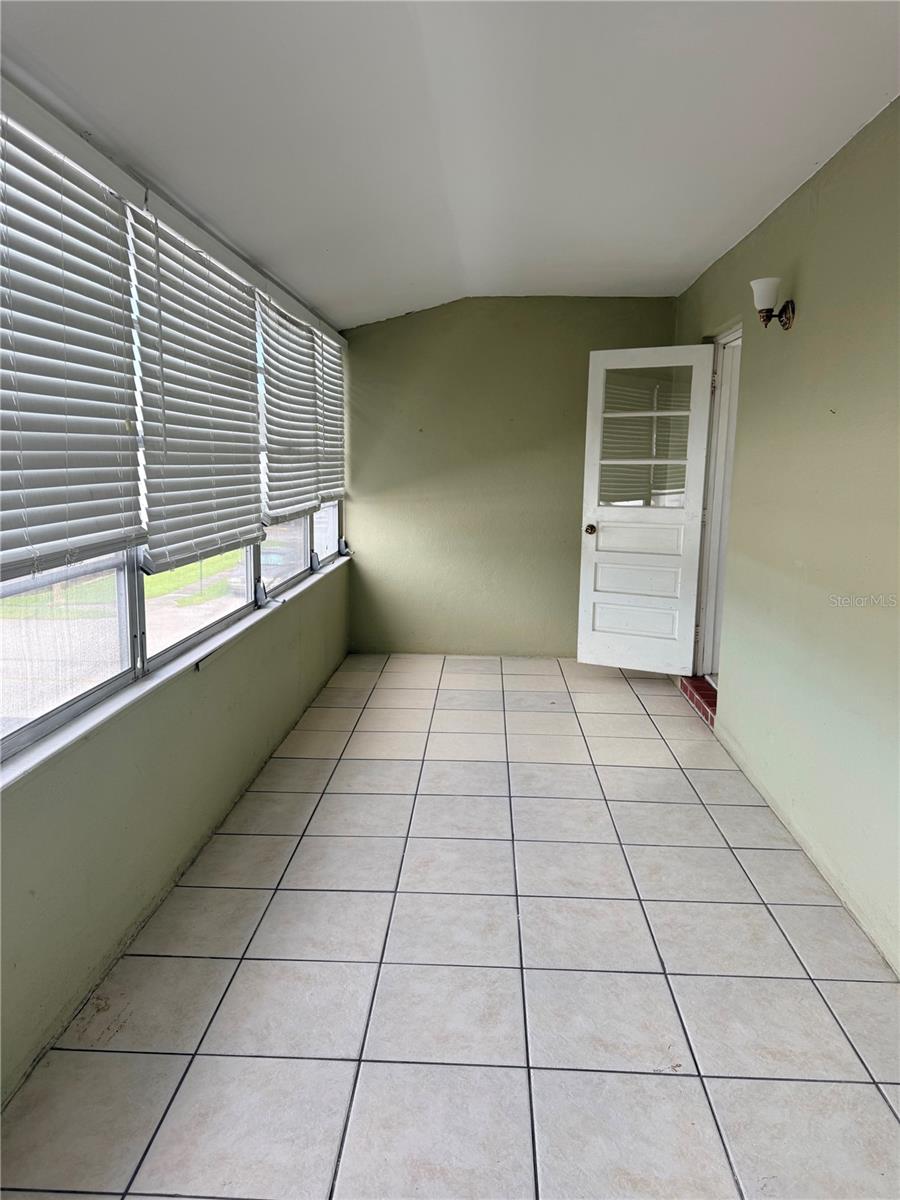 Image 22 of 24 For 5900 21st Street N 10