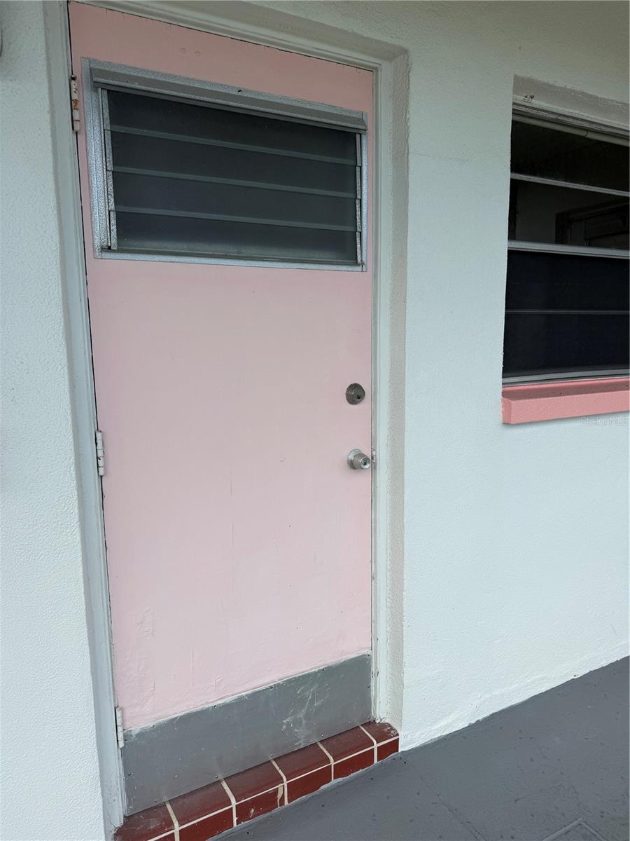 Image 4 of 24 For 5900 21st Street N 10