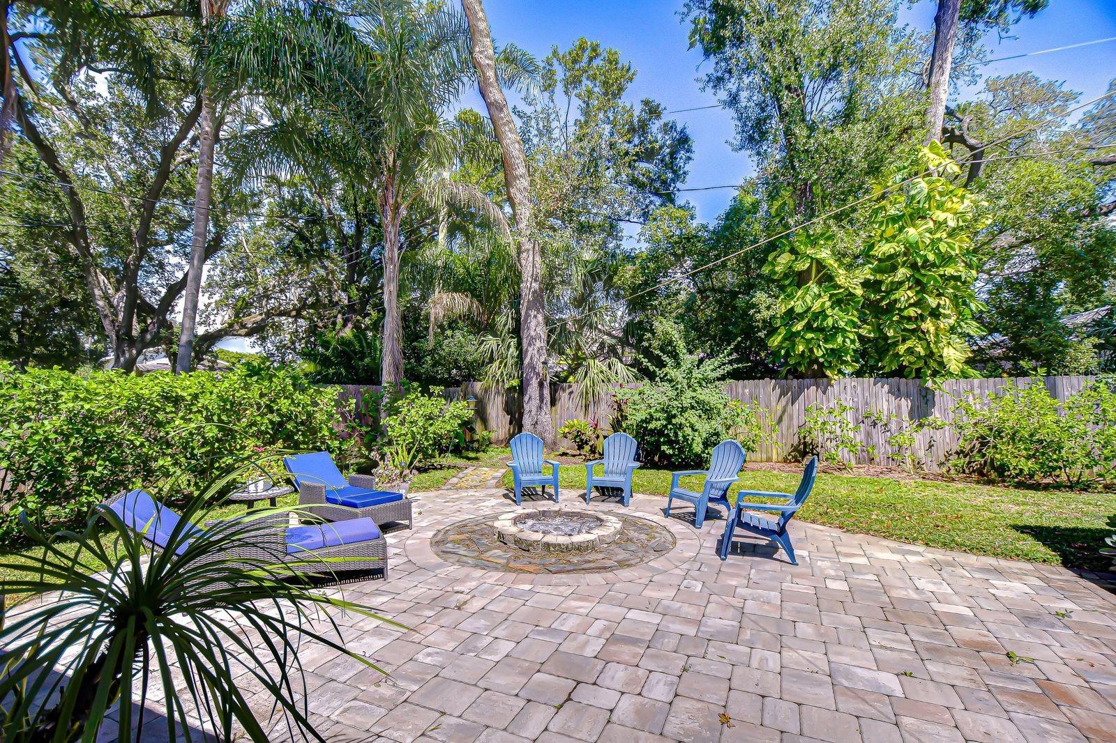 Image 18 of 59 For 1013 Berry Avenue