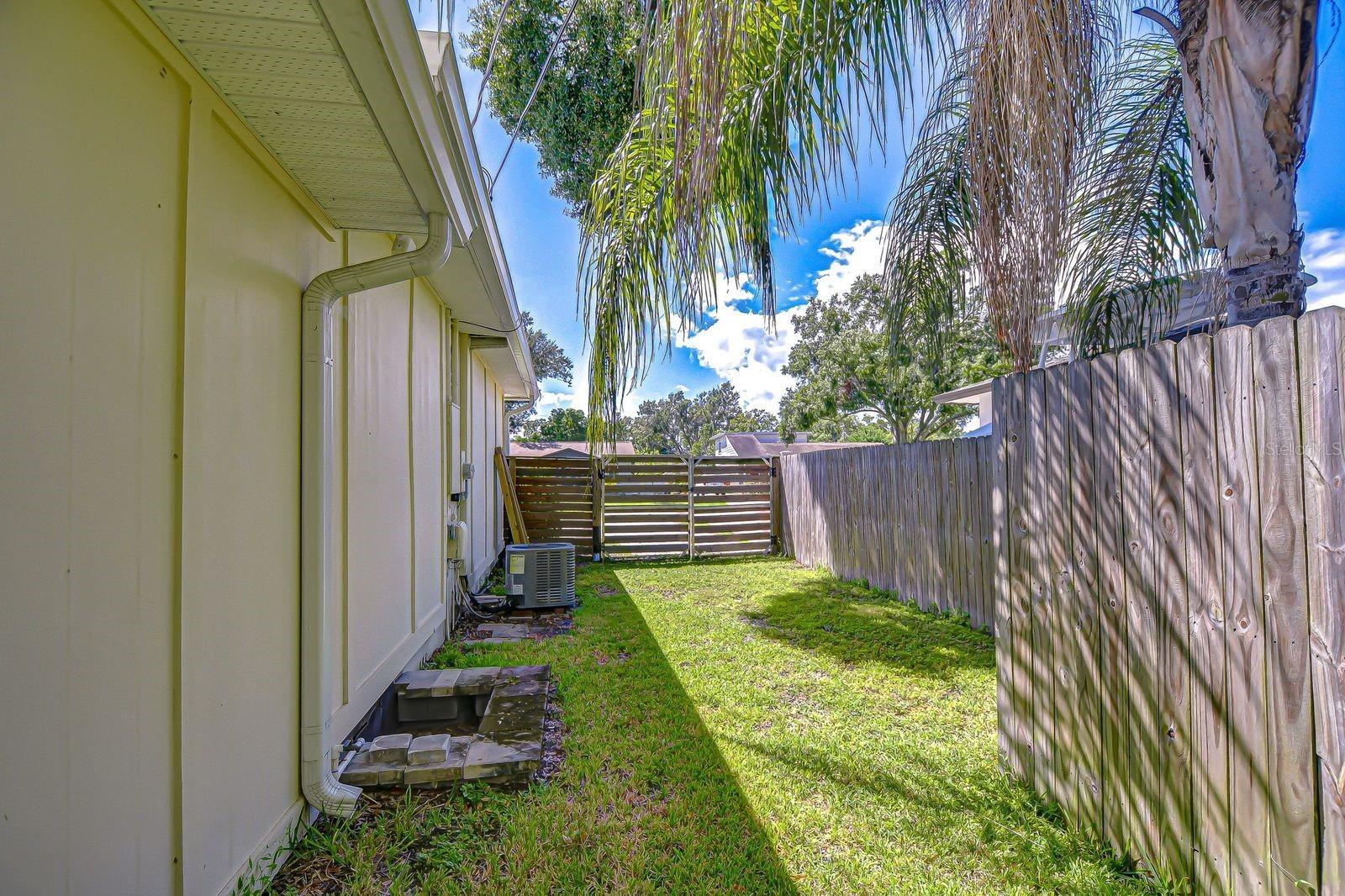 Image 25 of 59 For 1013 Berry Avenue