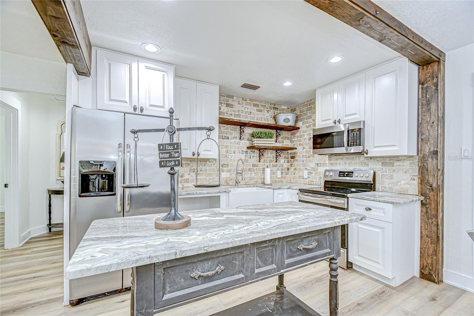 Image 41 of 59 For 1013 Berry Avenue