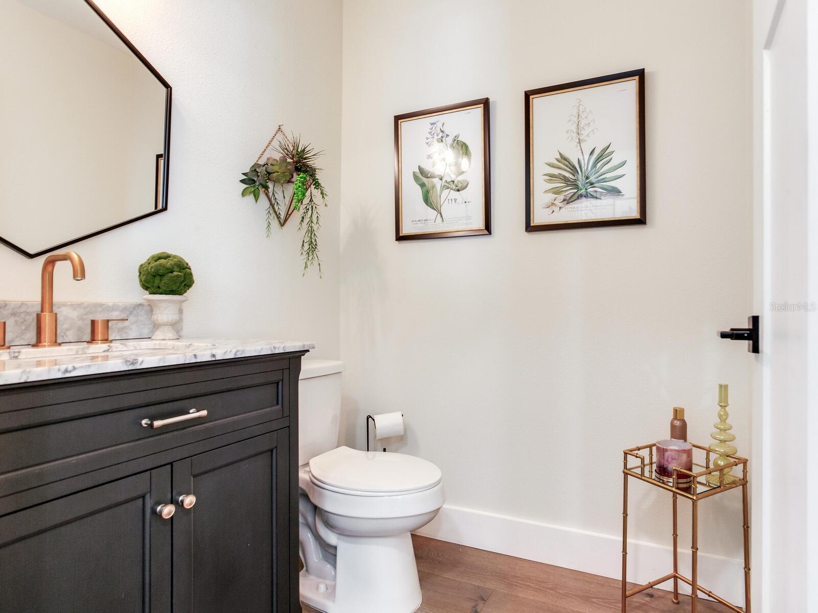 Image 12 of 42 For 207 Idlewild Avenue