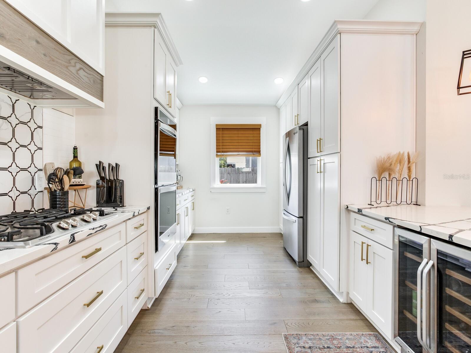 Image 19 of 42 For 207 Idlewild Avenue