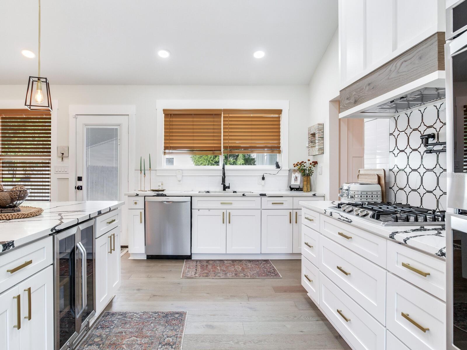 Image 20 of 42 For 207 Idlewild Avenue