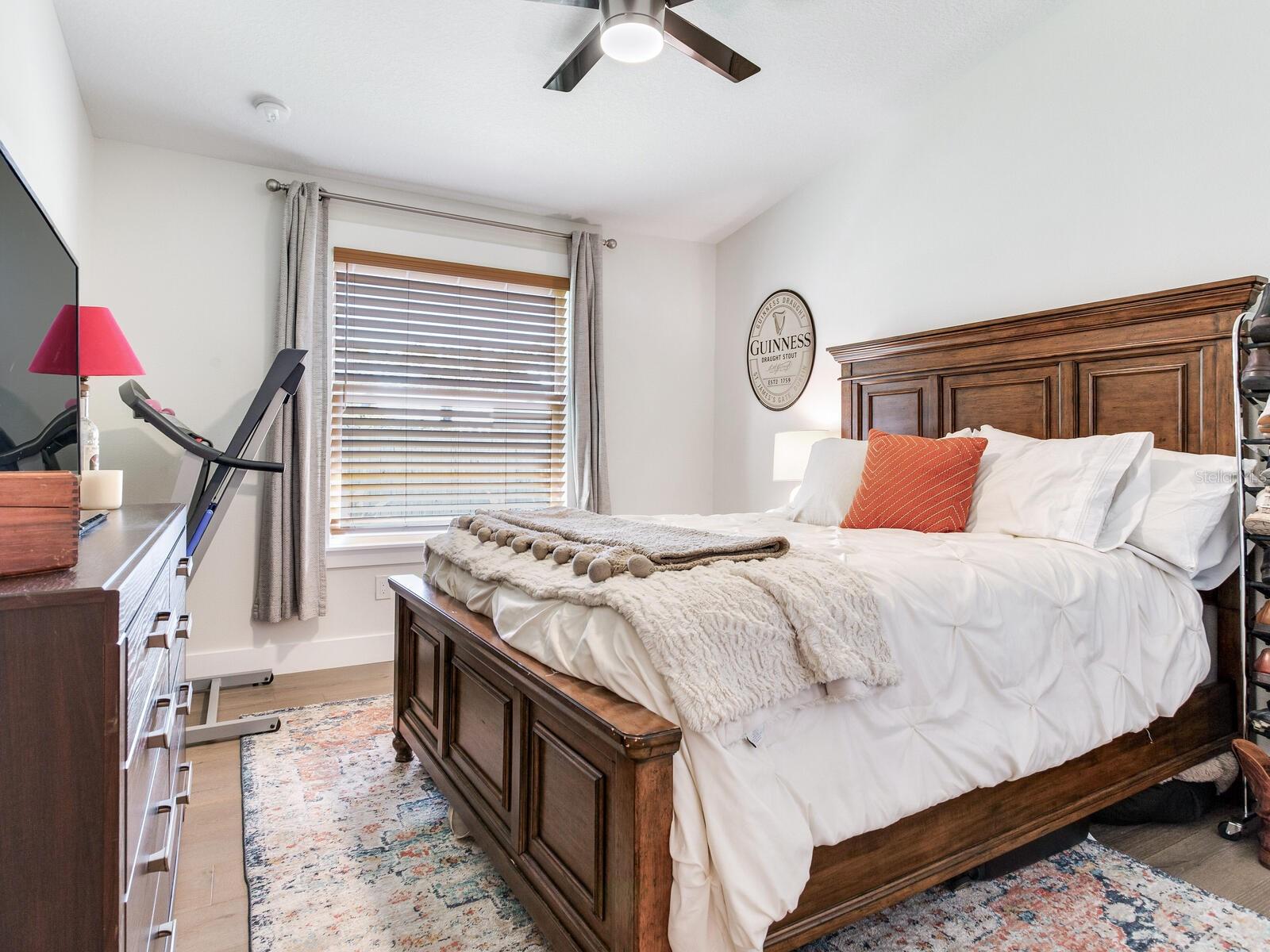 Image 29 of 42 For 207 Idlewild Avenue