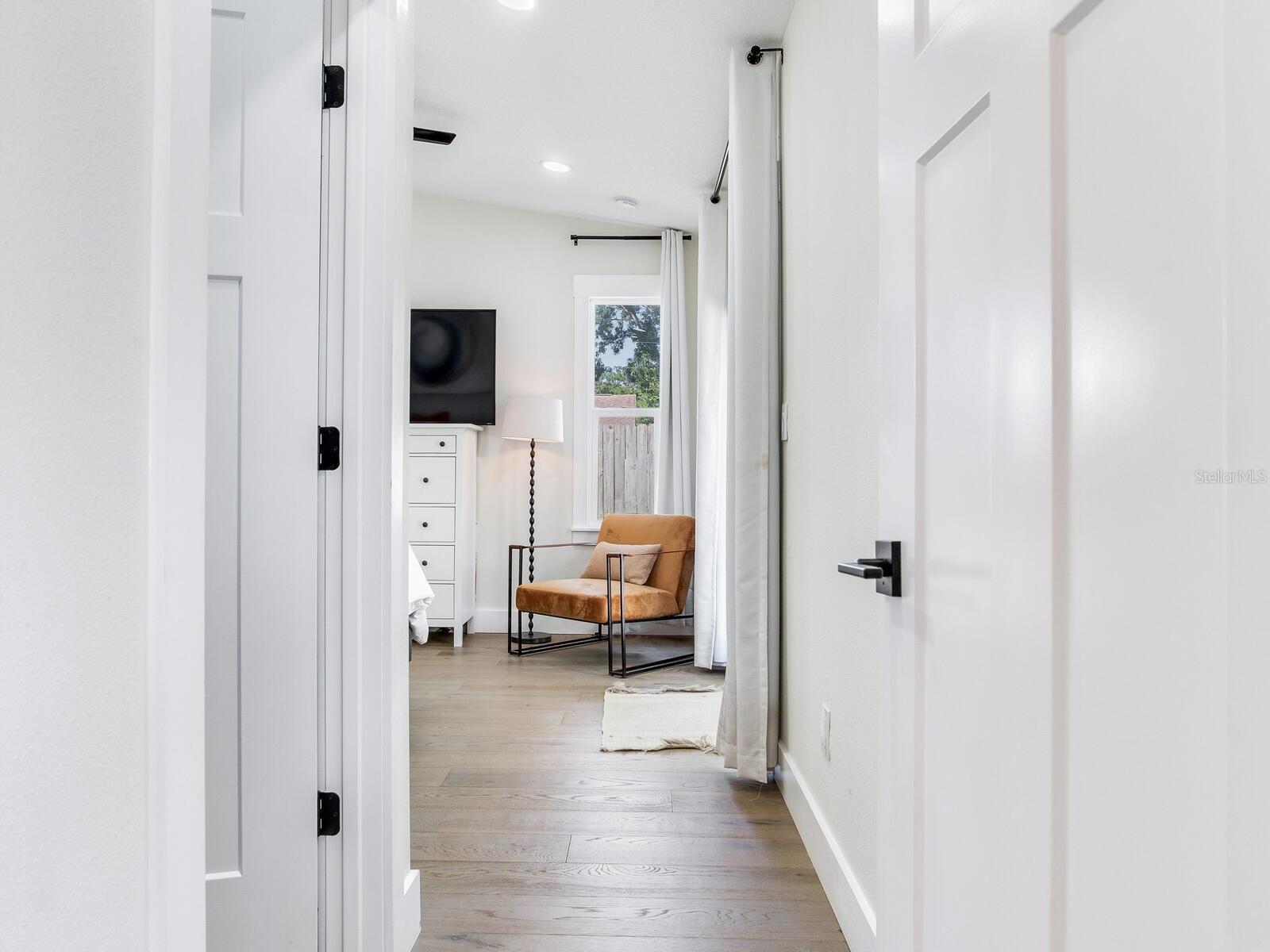 Image 31 of 42 For 207 Idlewild Avenue