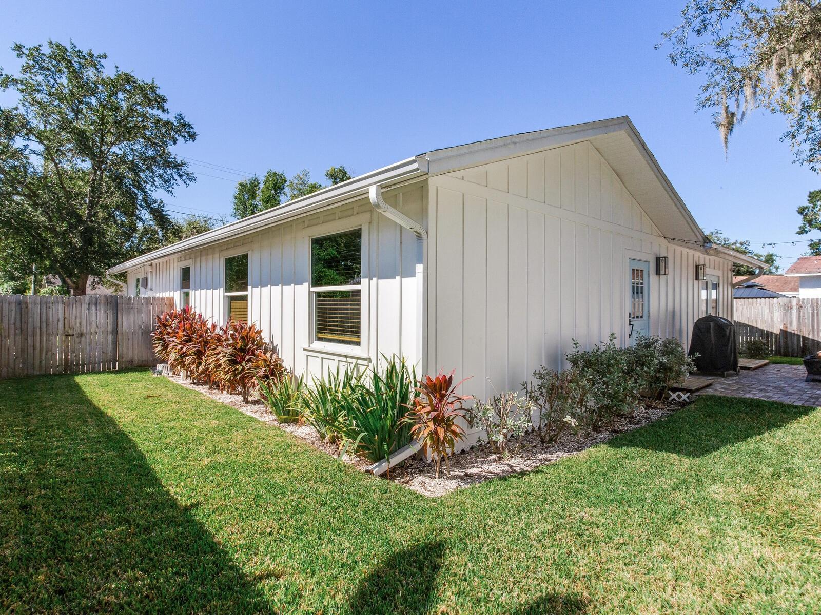 Image 40 of 42 For 207 Idlewild Avenue