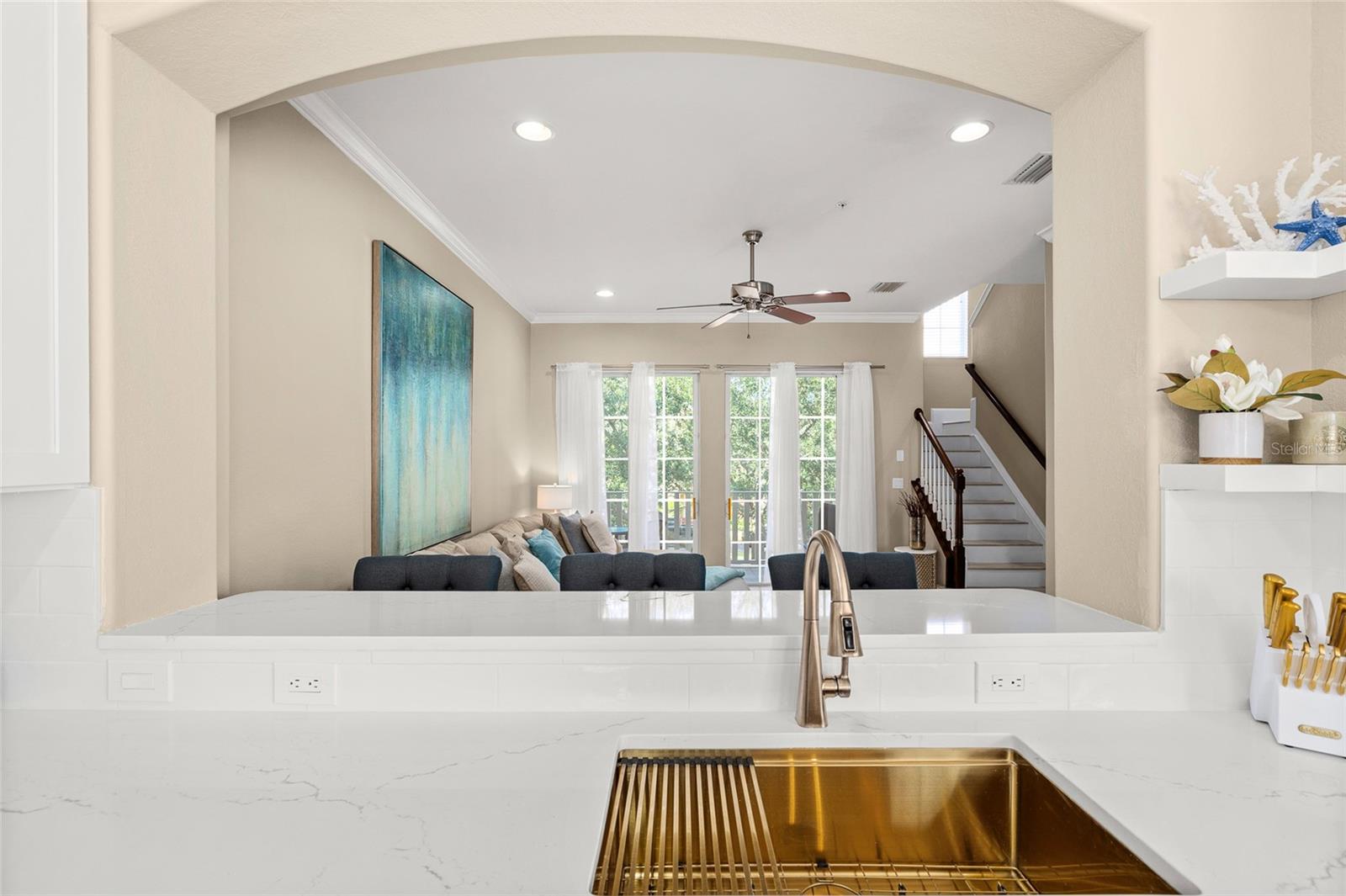Image 11 of 75 For 5902 Printery Street 103