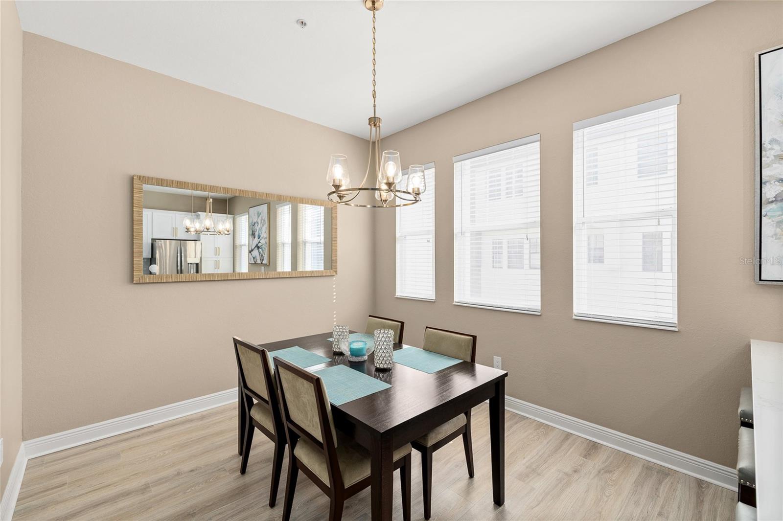 Image 12 of 75 For 5902 Printery Street 103