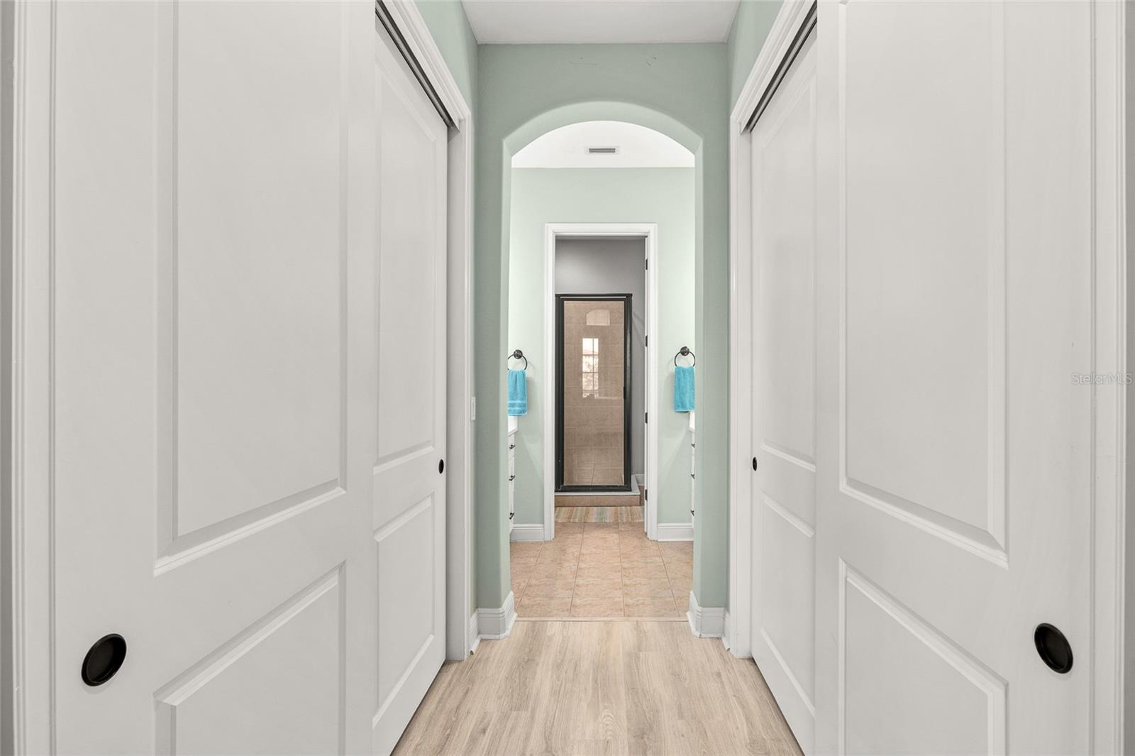 Image 29 of 75 For 5902 Printery Street 103