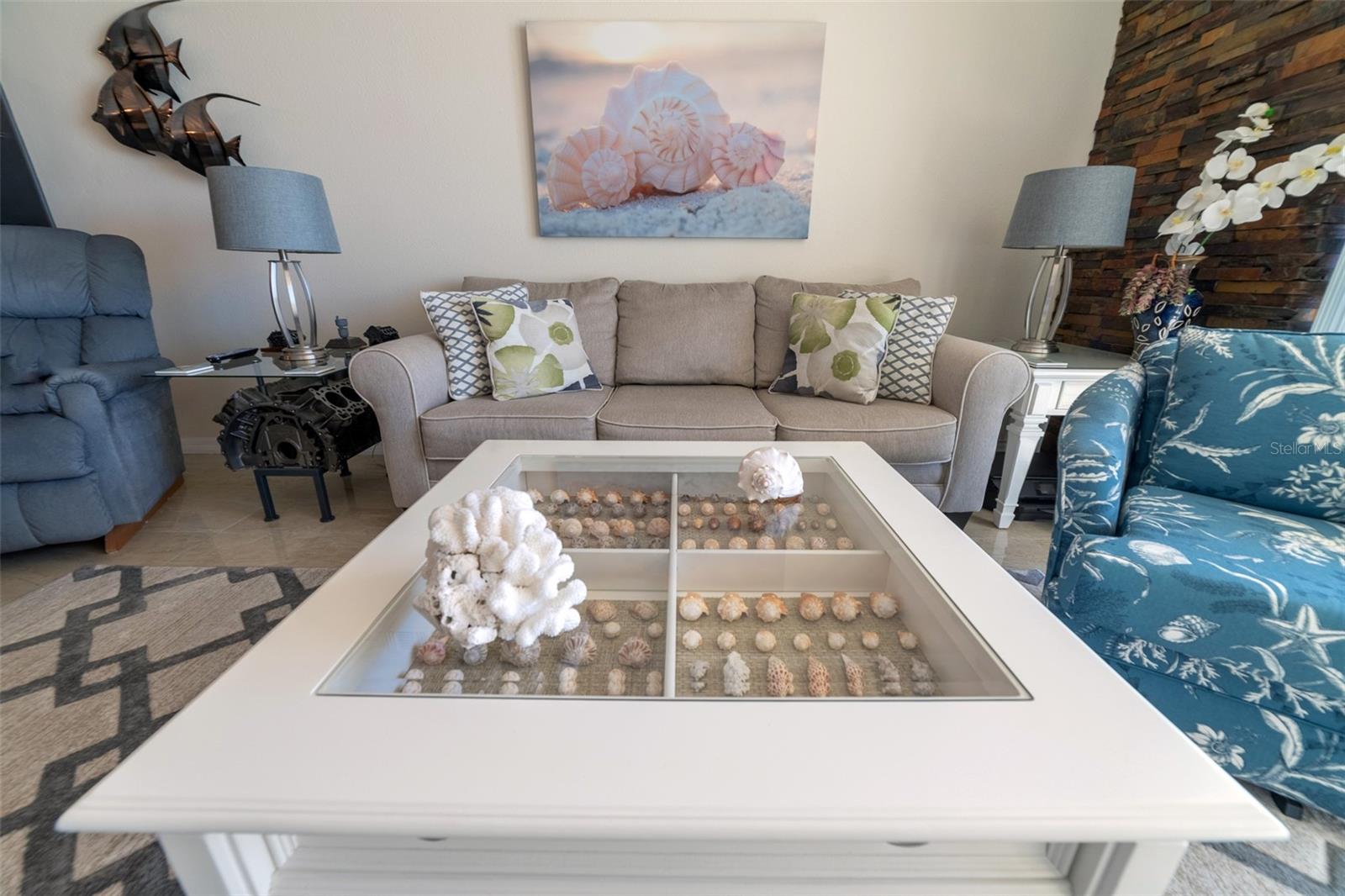 Image 19 of 52 For 1460 Gulf Boulevard 811