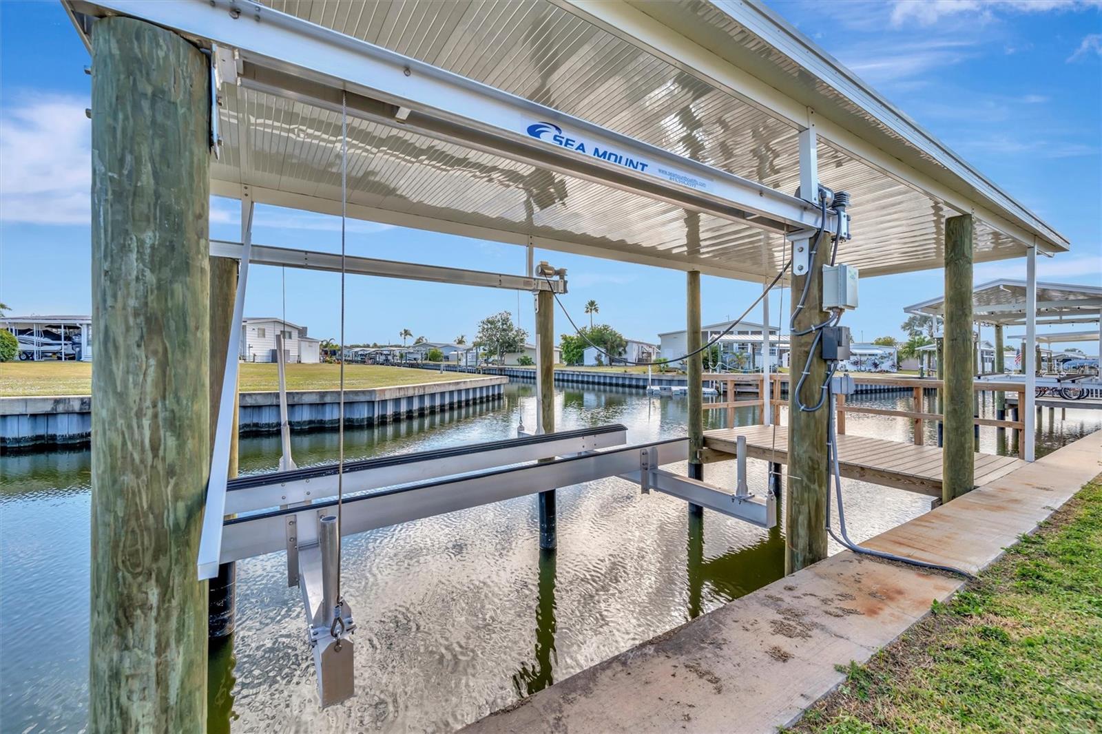 Image 10 of 73 For 142 Saint Thomas Circle