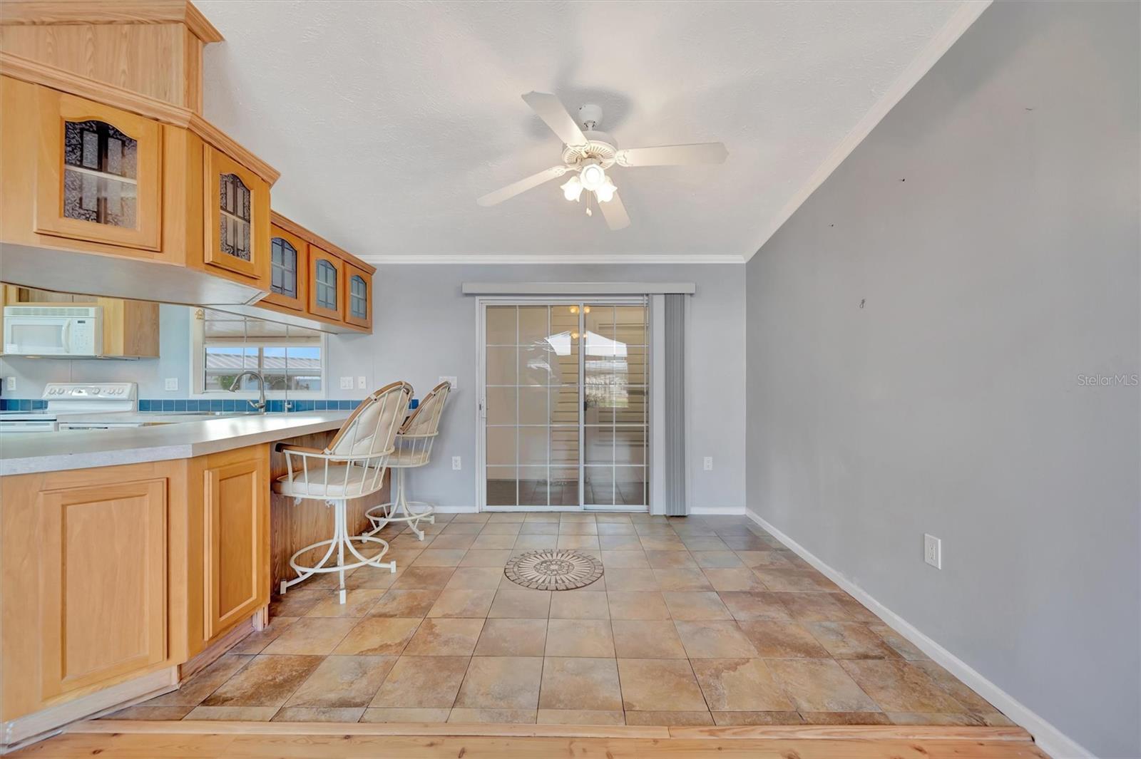 Image 19 of 73 For 142 Saint Thomas Circle