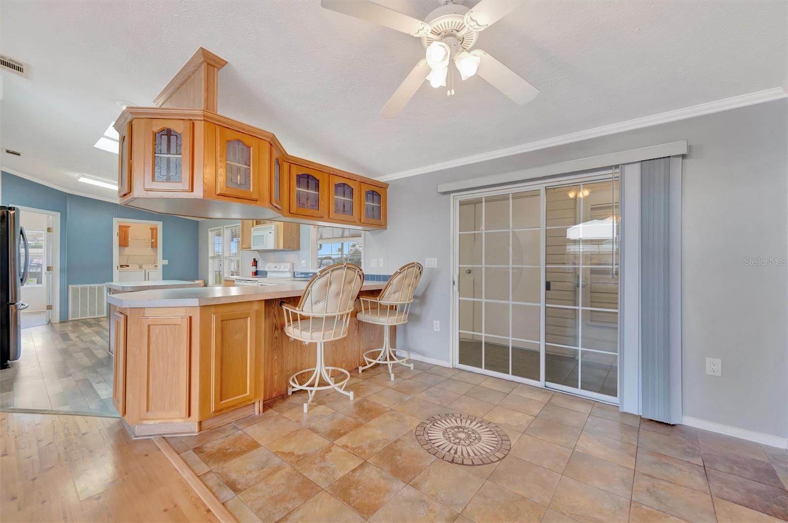 Image 20 of 73 For 142 Saint Thomas Circle