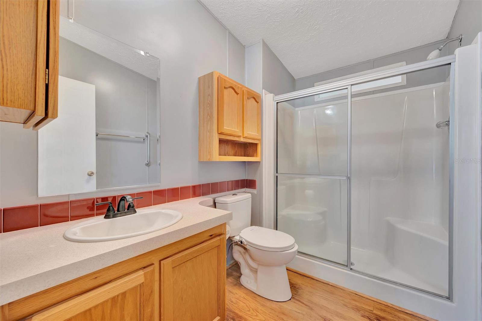 Image 42 of 73 For 142 Saint Thomas Circle