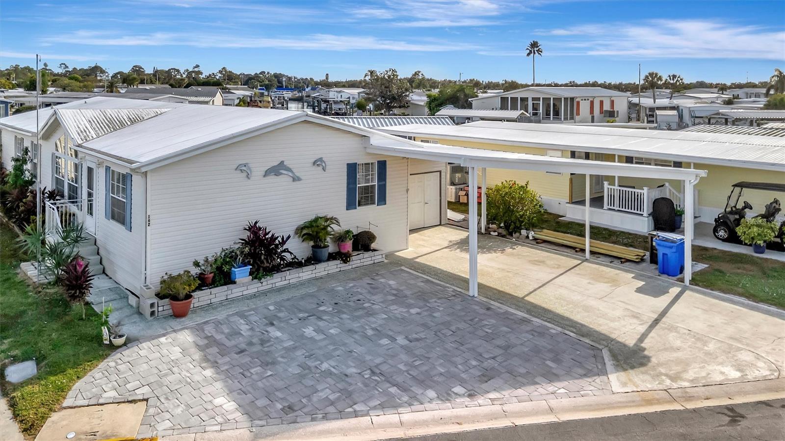 Image 57 of 73 For 142 Saint Thomas Circle