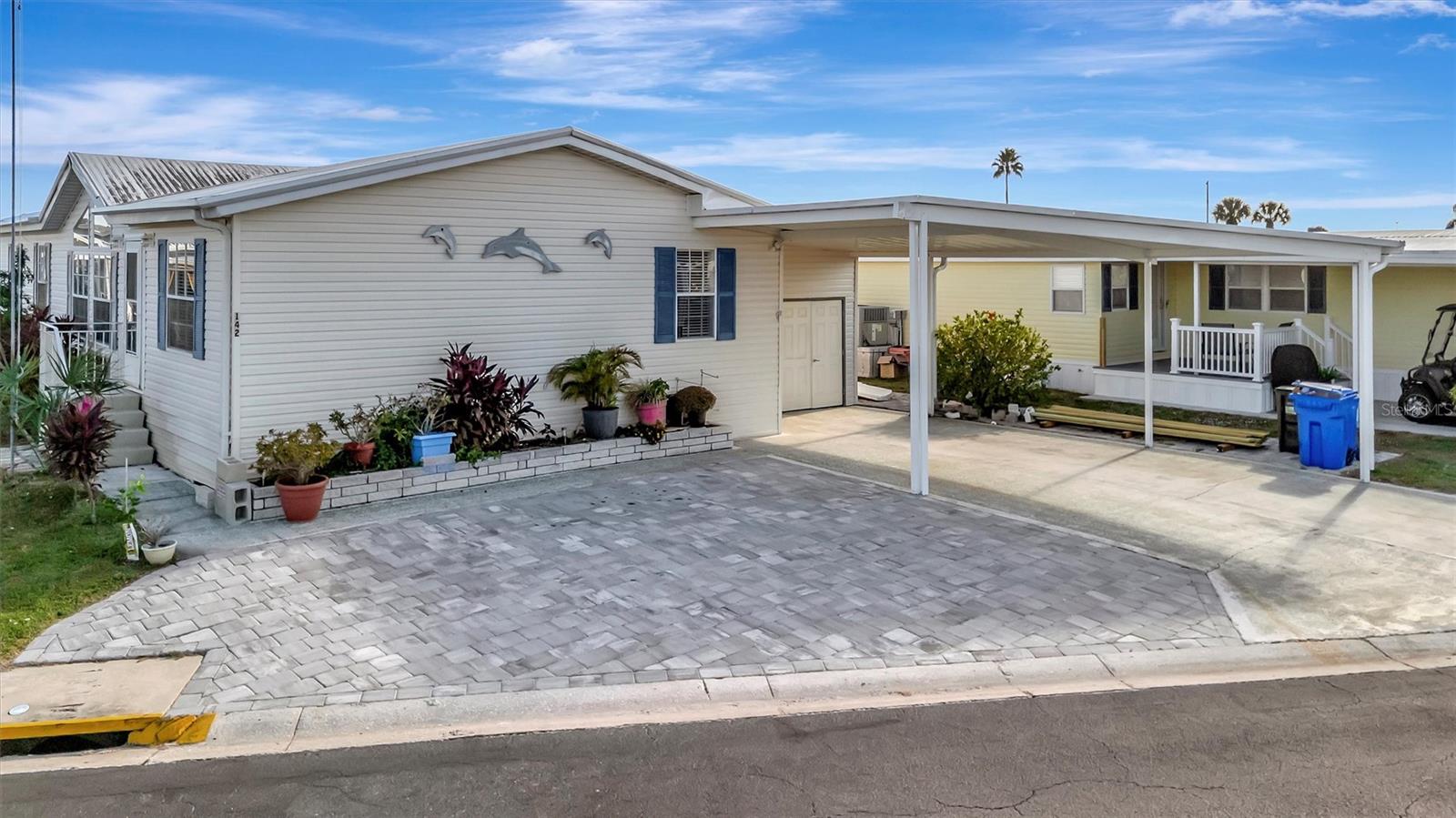 Image 58 of 73 For 142 Saint Thomas Circle