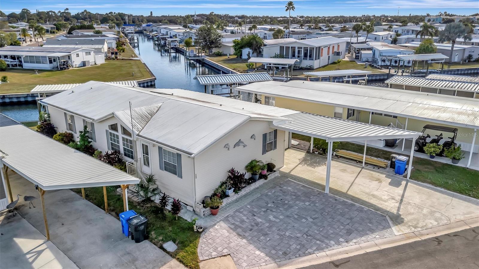 Image 61 of 73 For 142 Saint Thomas Circle