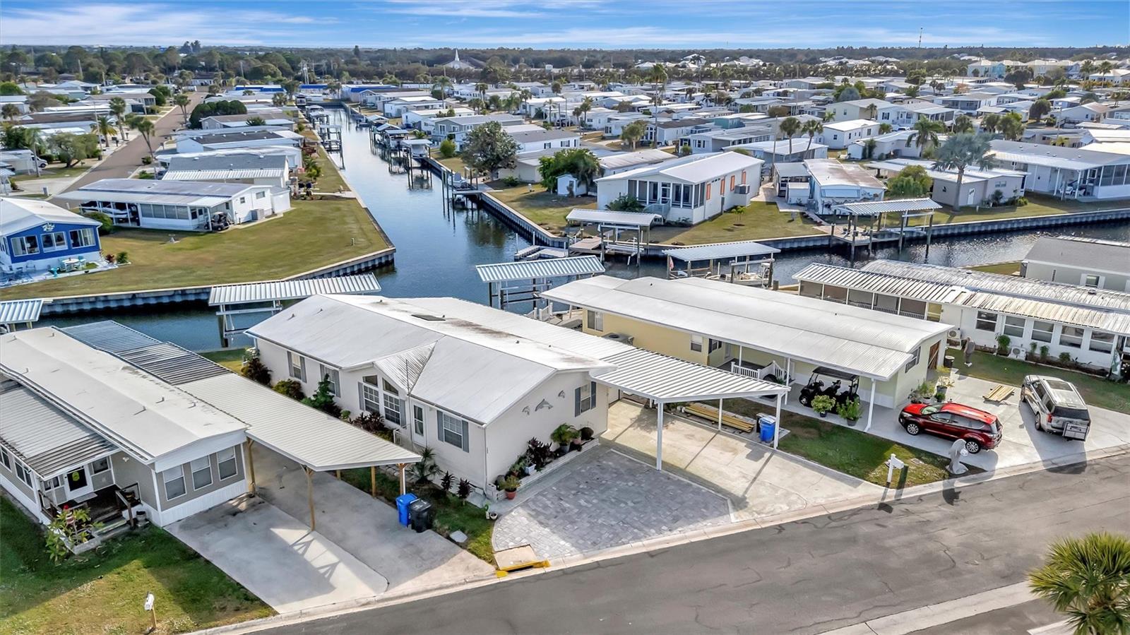 Image 62 of 73 For 142 Saint Thomas Circle