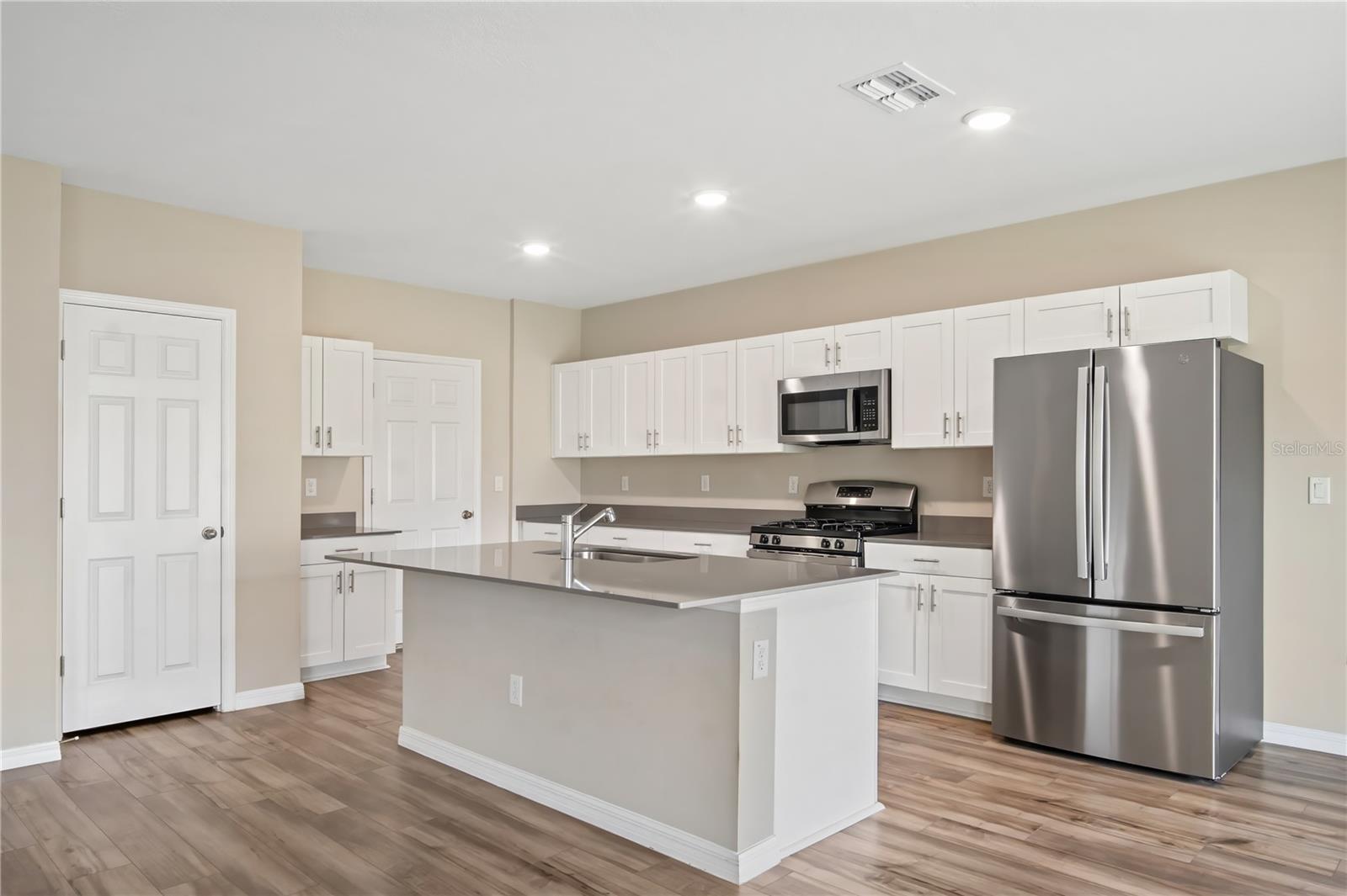 Image 12 of 42 For 7606 Twinleaf Terrace