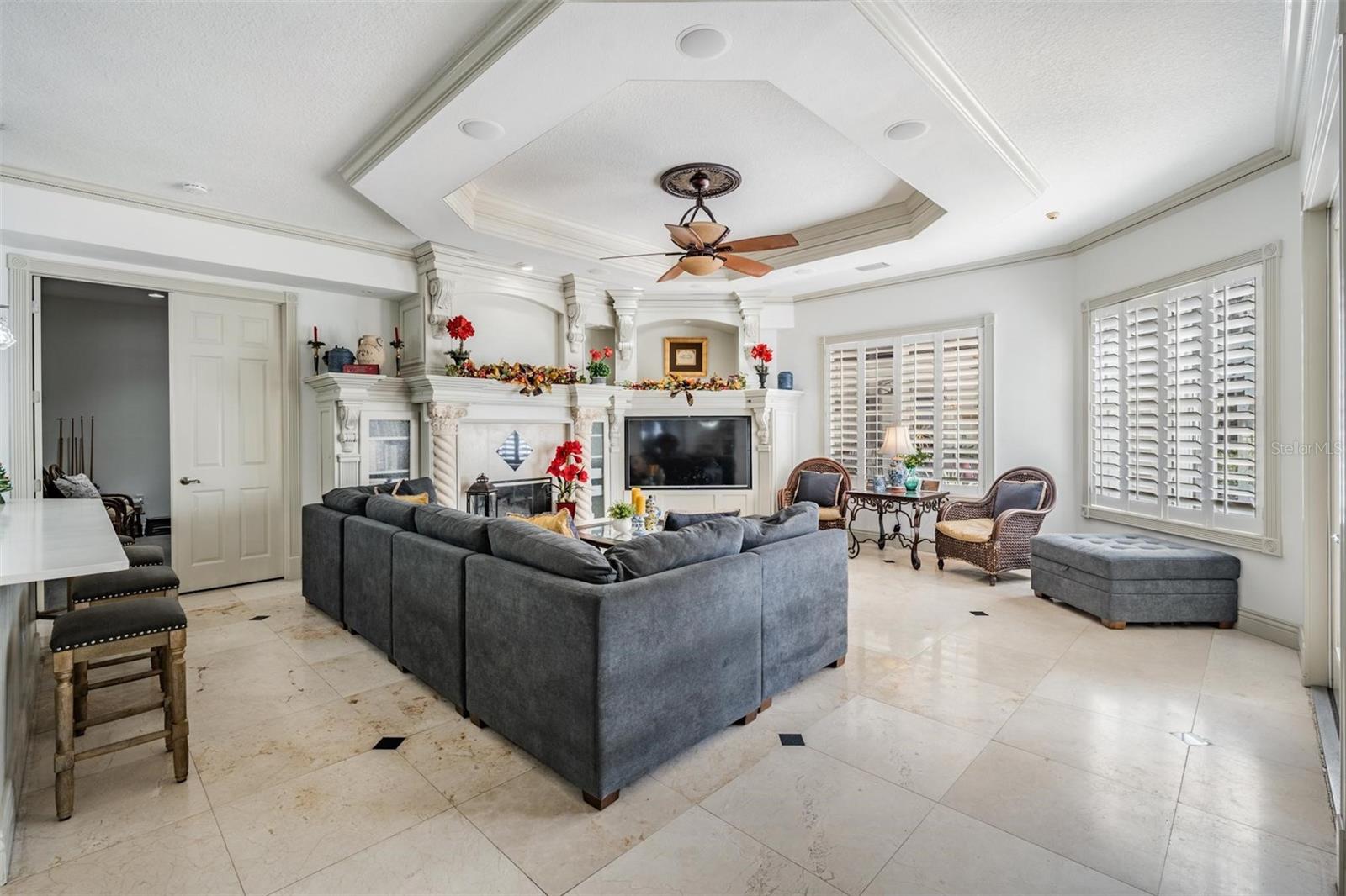 Listing photo id 12 for 10628 Pontofino Circle