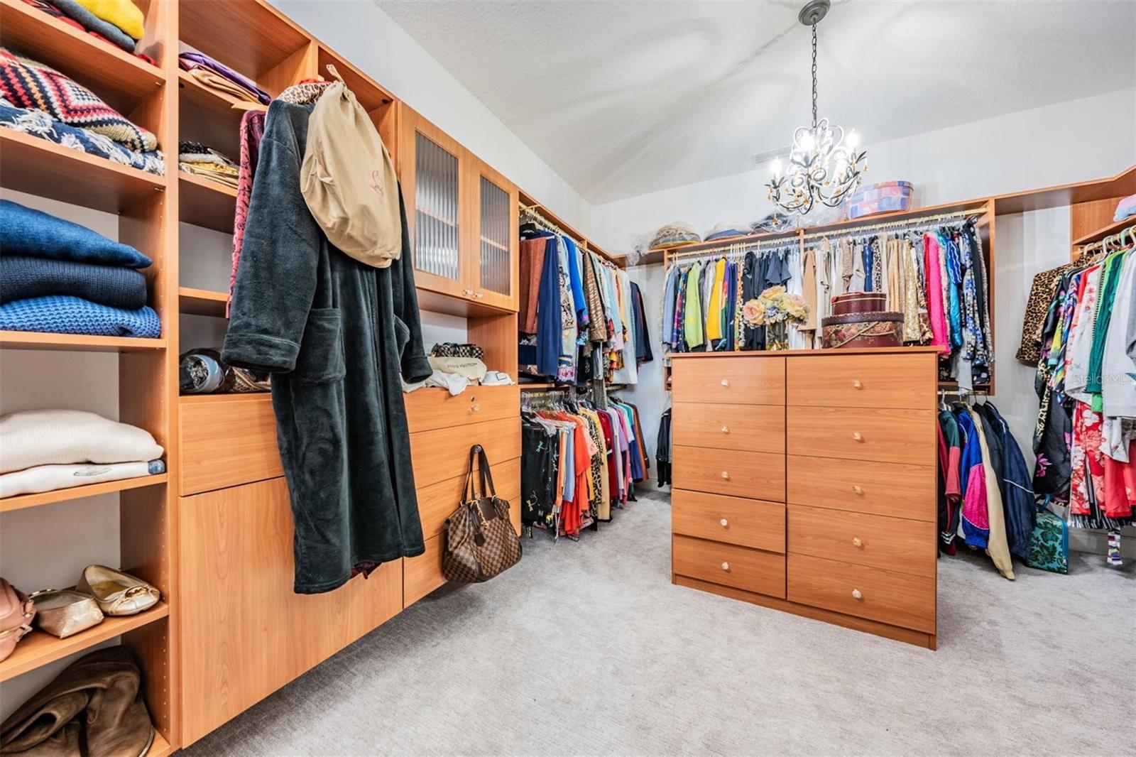 Listing photo id 23 for 10628 Pontofino Circle