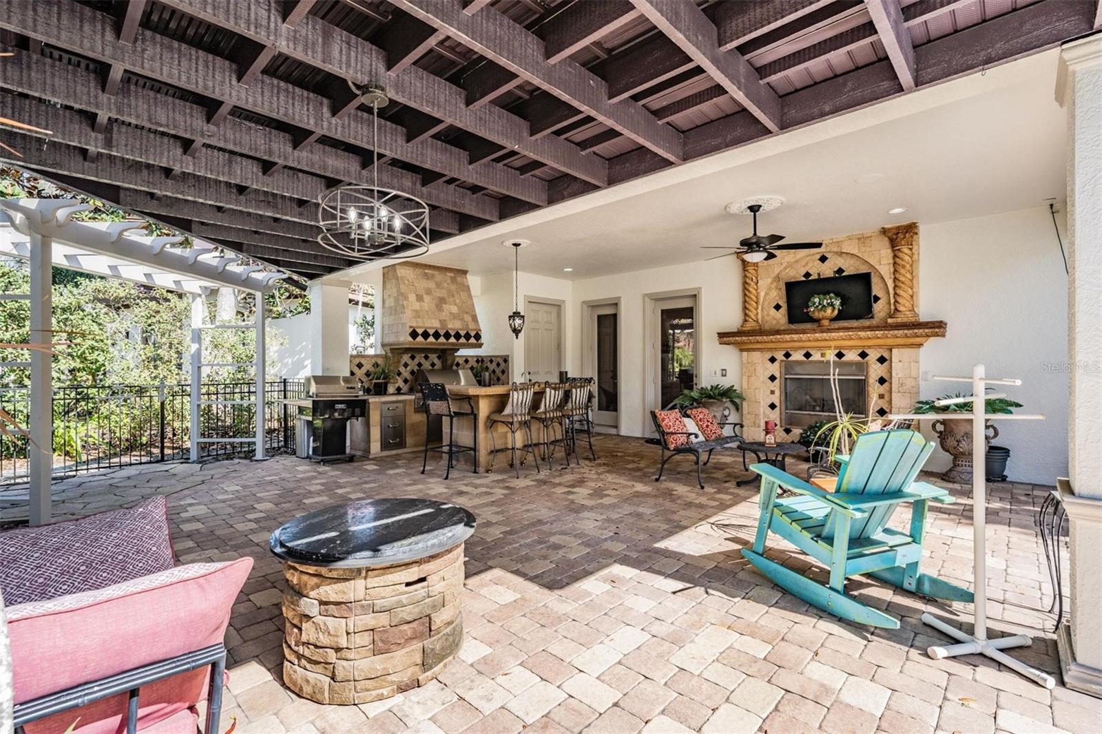 Listing photo id 42 for 10628 Pontofino Circle