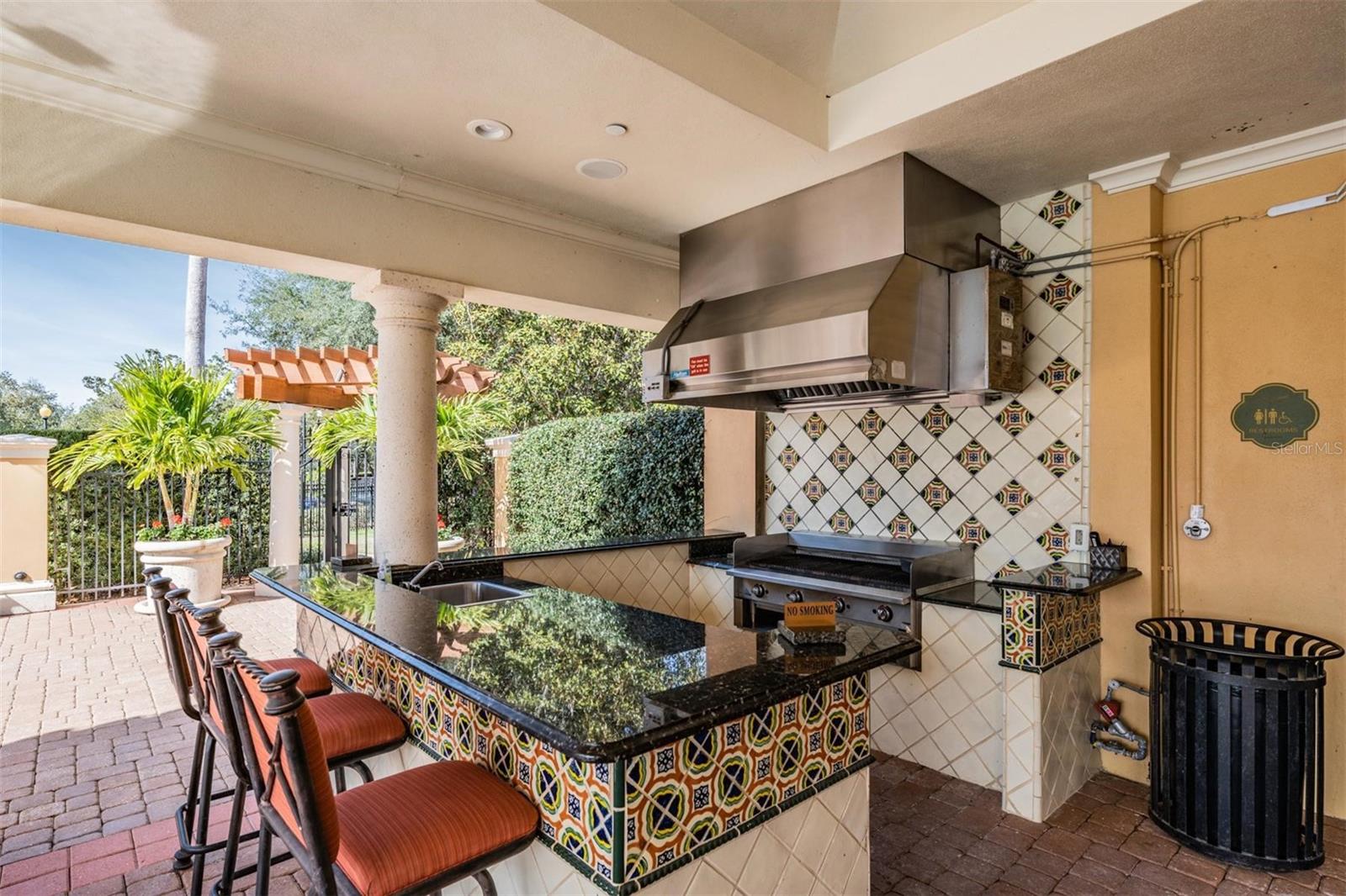 Listing photo id 62 for 10628 Pontofino Circle