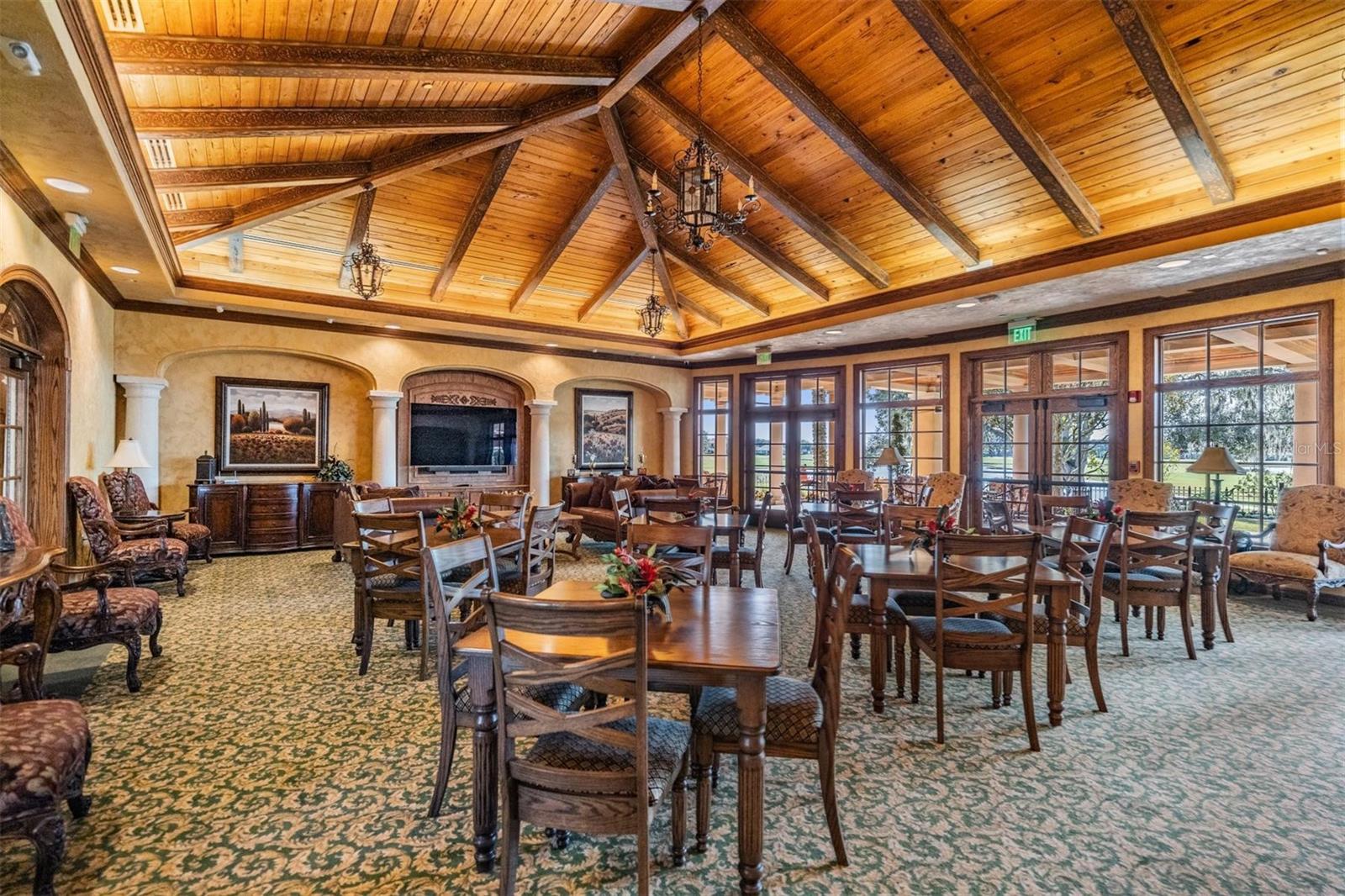 Listing photo id 63 for 10628 Pontofino Circle
