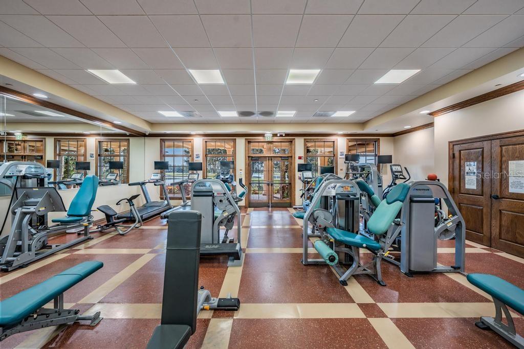 Listing photo id 73 for 10628 Pontofino Circle