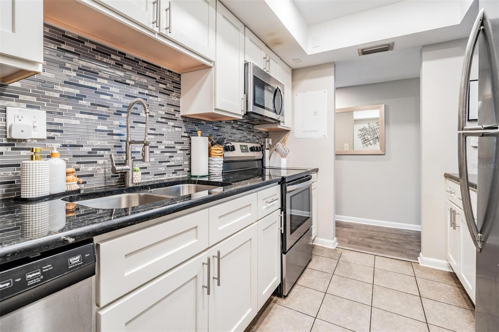 Image 14 of 38 For 782 Village Lake Terrace N 206