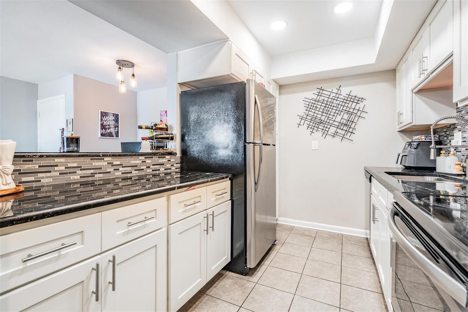 Image 17 of 38 For 782 Village Lake Terrace N 206