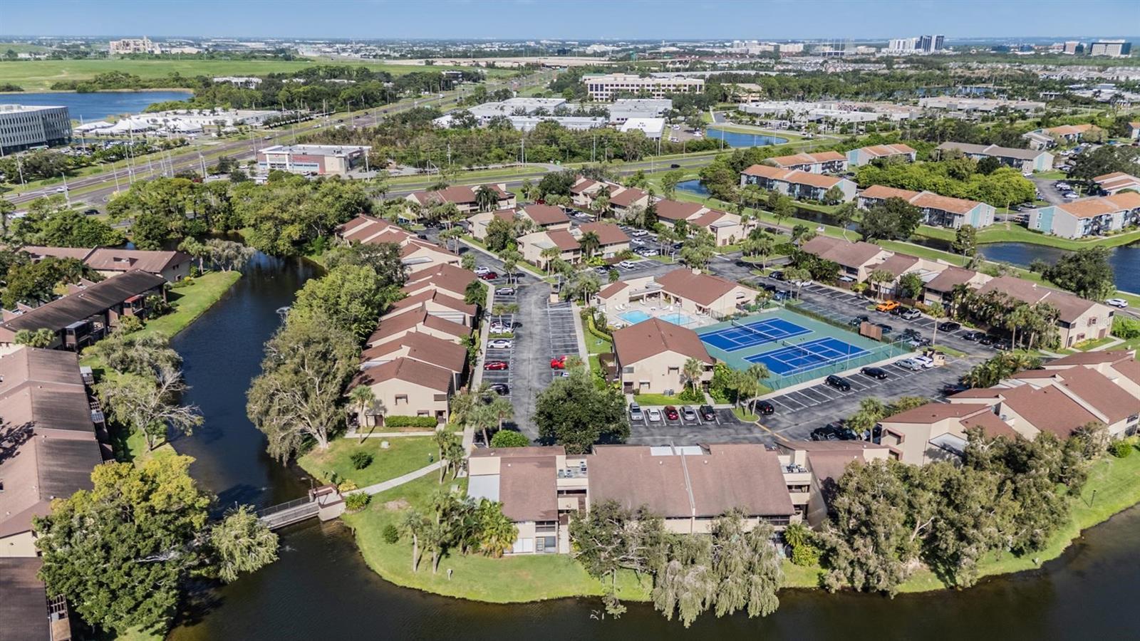 Image 32 of 38 For 782 Village Lake Terrace N 206