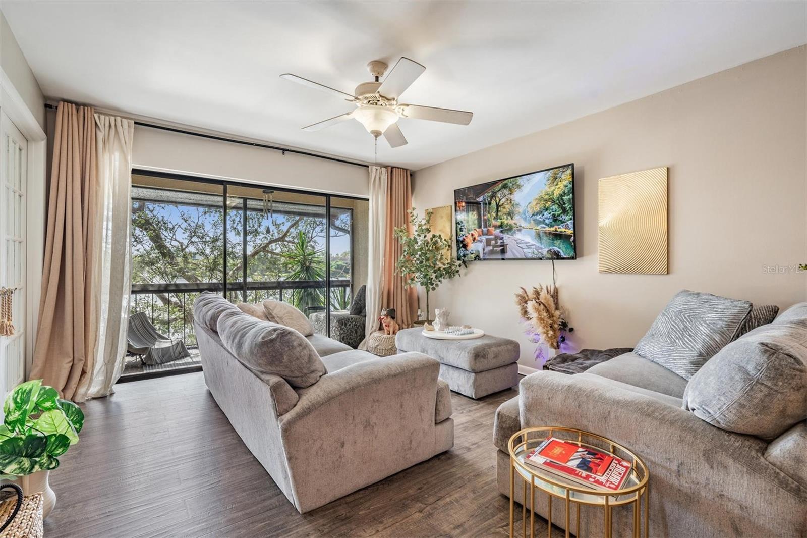 Image 7 of 38 For 782 Village Lake Terrace N 206