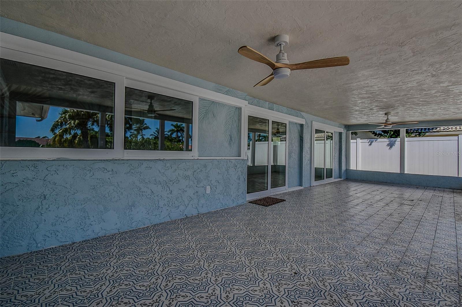 Image 12 of 44 For 4568 40th Street S