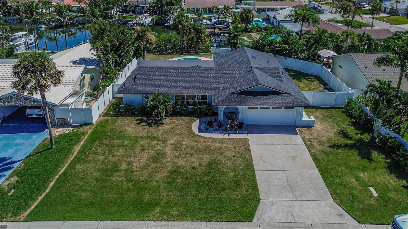 Image 2 of 44 For 4568 40th Street S