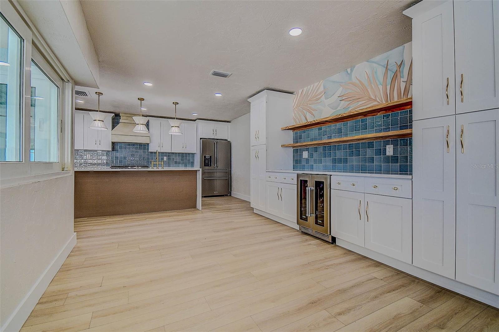 Image 23 of 44 For 4568 40th Street S