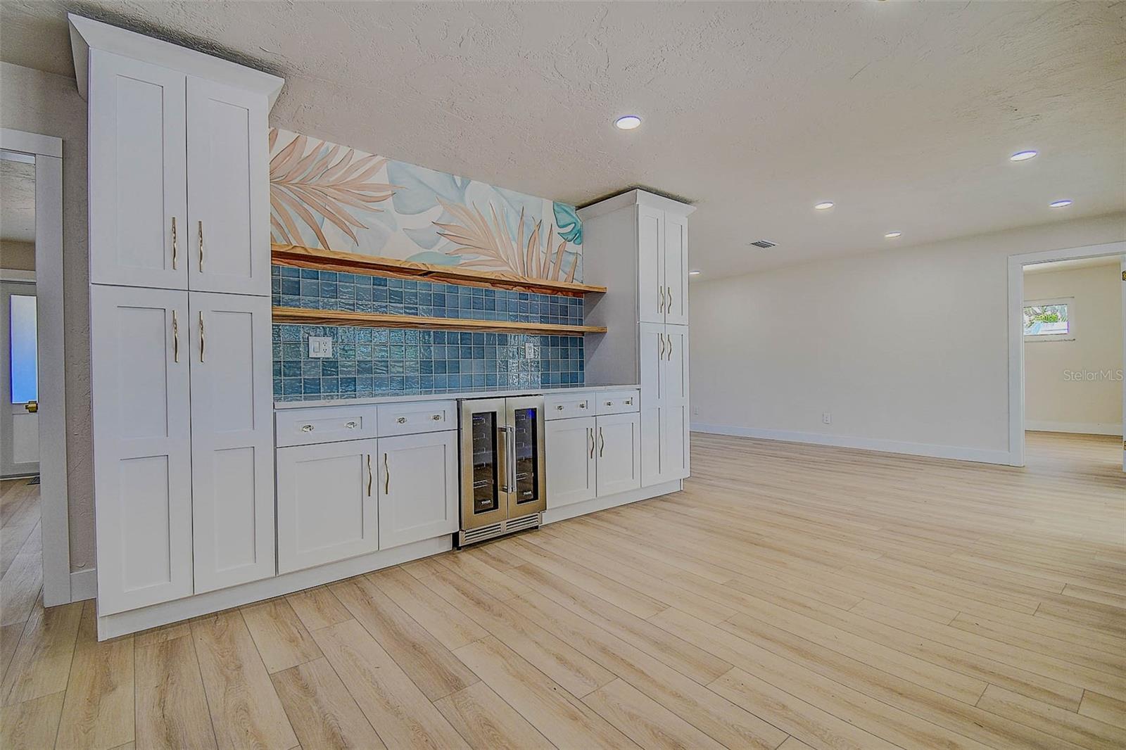 Image 24 of 44 For 4568 40th Street S