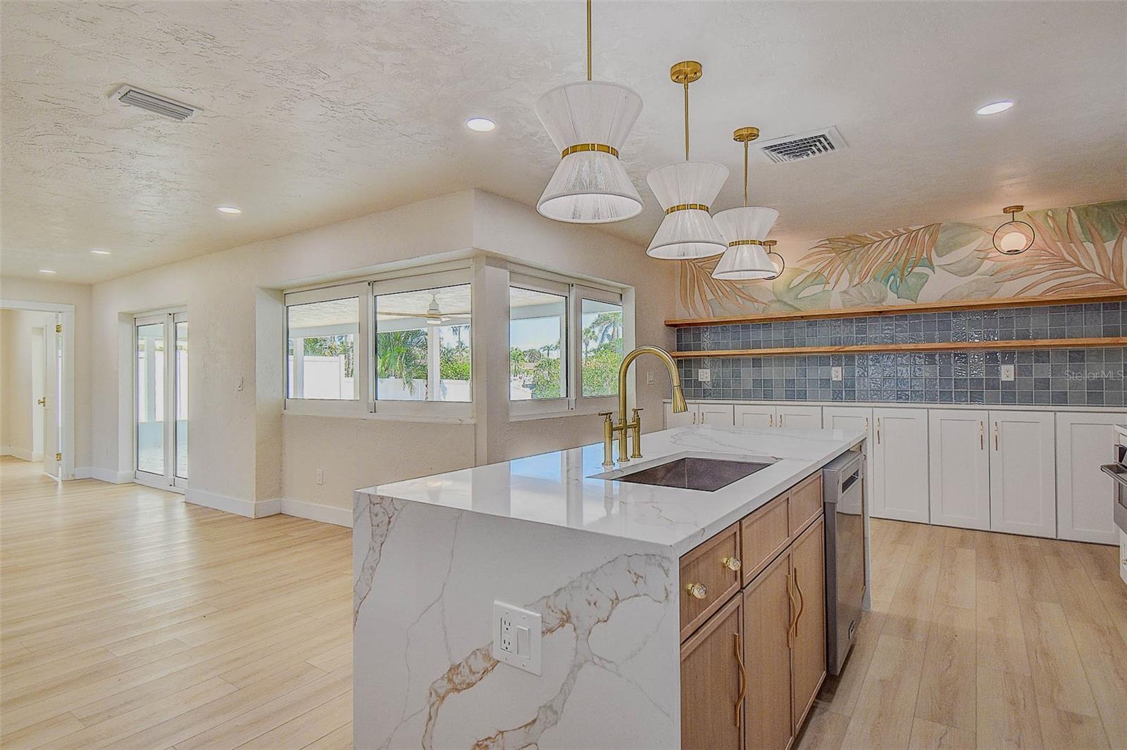Image 33 of 44 For 4568 40th Street S