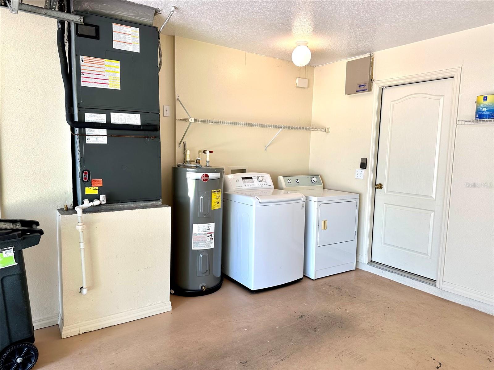 Listing photo id 24 for 4416 Redcoat Drive