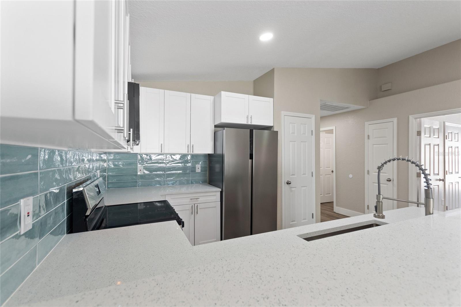 Image 11 of 36 For 2416 Crystal Lake Drive