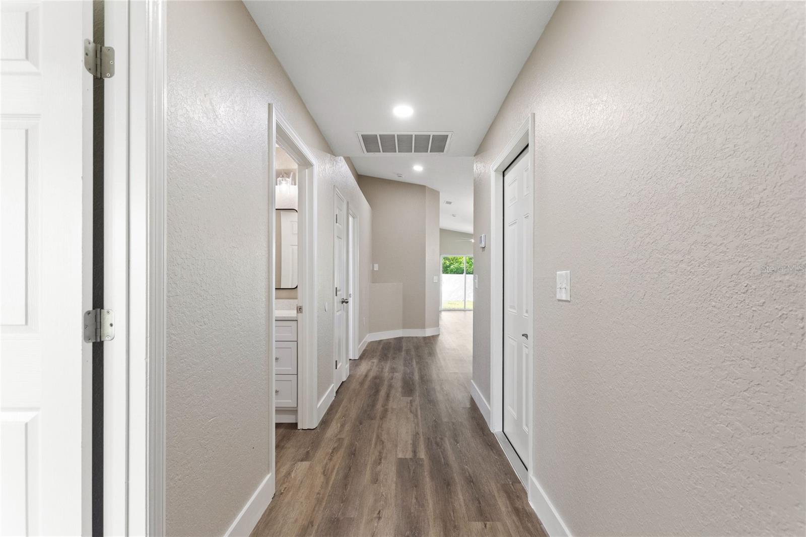 Image 16 of 36 For 2416 Crystal Lake Drive