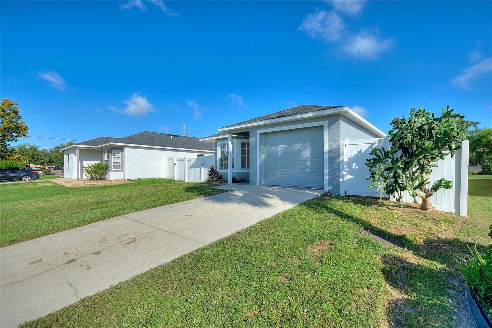 Image 5 of 36 For 2416 Crystal Lake Drive