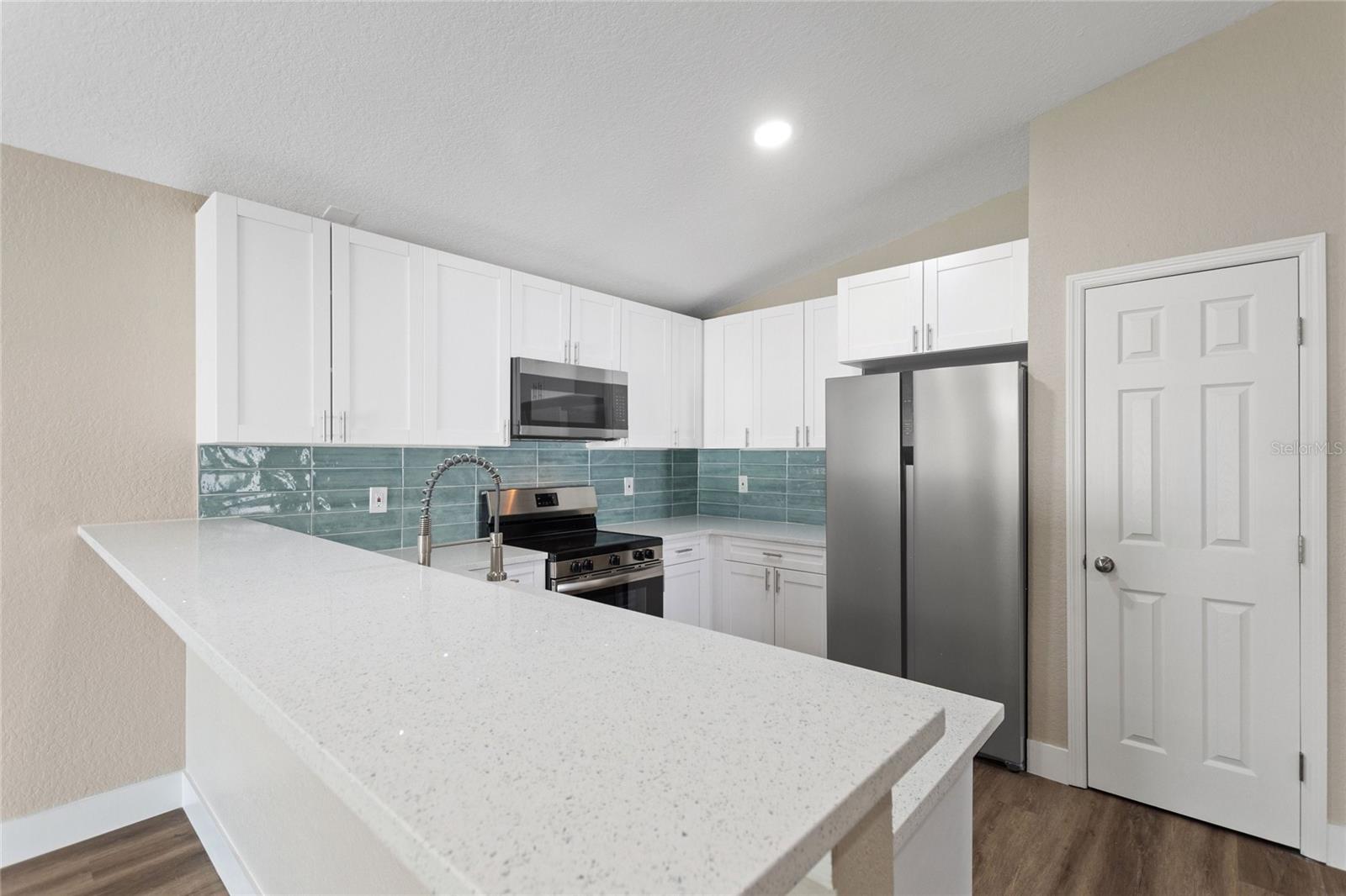 Image 9 of 36 For 2416 Crystal Lake Drive