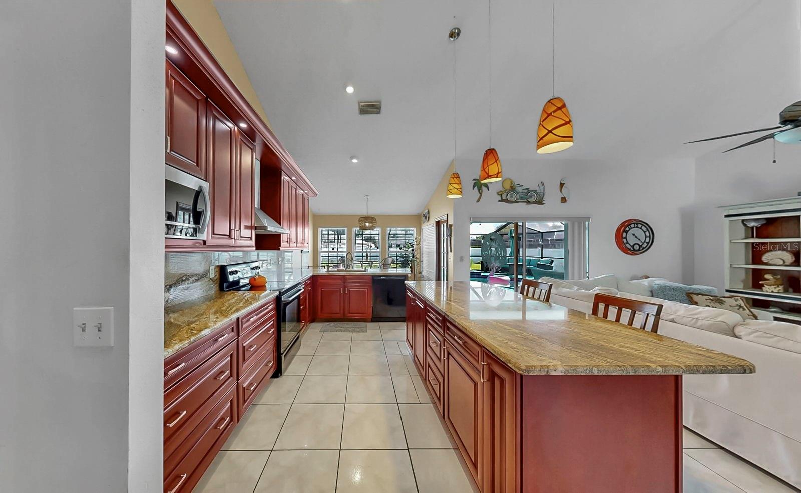 Image 13 of 44 For 3608 Cresta Court