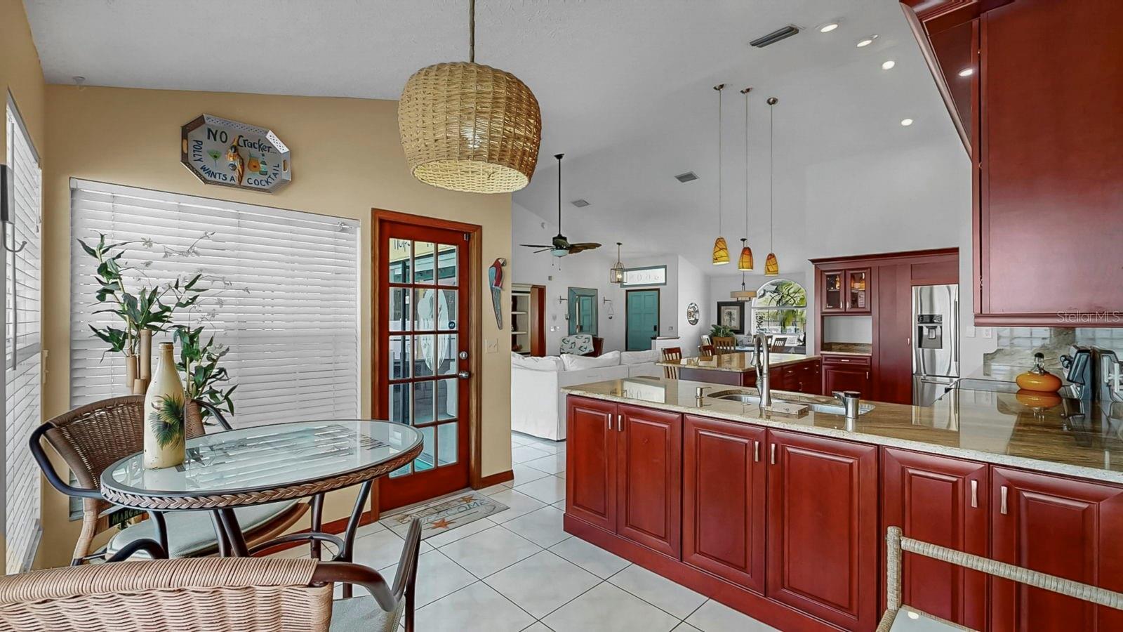Image 18 of 44 For 3608 Cresta Court
