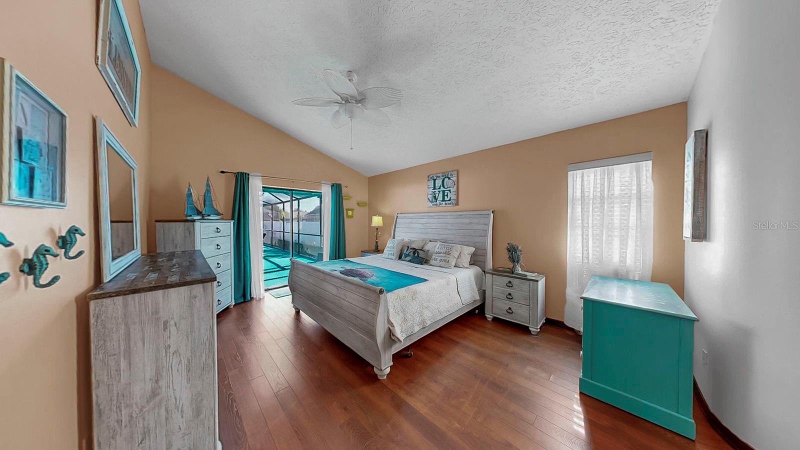 Image 19 of 44 For 3608 Cresta Court